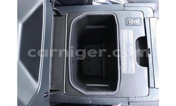 Sayi Imported Lexus LX White Mota in Import - Dubai a Agadez Sayi Imported Lexus LX White Mota in Import - Dubai a Agadez