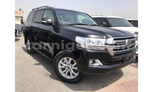 اشتري Imported Toyota Land Cruiser Black شاحنة في Import - Dubai في أغاديز اشتري Imported Toyota Land Cruiser Black شاحنة في Import - Dubai في أغاديز