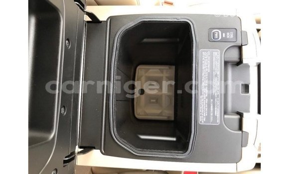 اشتري Imported Toyota Land Cruiser Black شاحنة في Import - Dubai في أغاديز اشتري Imported Toyota Land Cruiser Black شاحنة في Import - Dubai في أغاديز