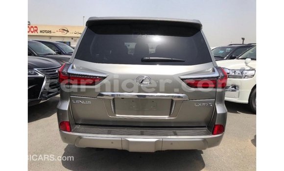 اشتري Imported Lexus LX Other سيارة في Import - Dubai في أغاديز اشتري Imported Lexus LX Other سيارة في Import - Dubai في أغاديز