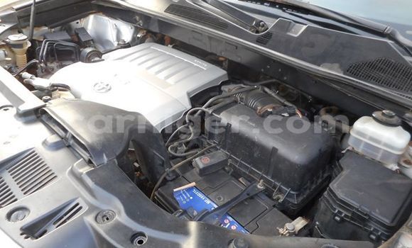 Sayi Na hannu Toyota Highlander Silver Mota in Niamey a Niamey Sayi Na hannu Toyota Highlander Silver Mota in Niamey a Niamey