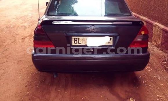 Sayi Na hannu Mercedes‒Benz C–Class Black Mota in Niamey a Niamey Sayi Na hannu Mercedes‒Benz C–Class Black Mota in Niamey a Niamey