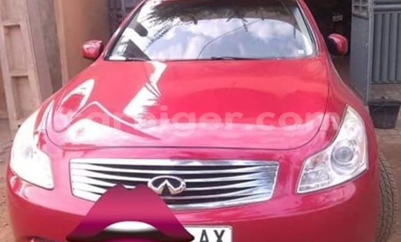 Buy Used Infiniti G Red Car in Niamey in Niamey