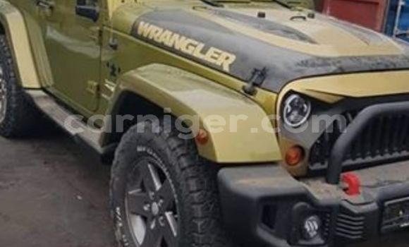 Buy Used Jeep Wrangler Green Car in Niamey in Niamey
