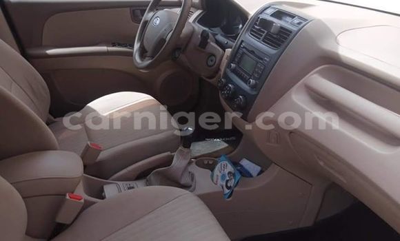 Buy Used Kia Sportage Red Car in Niamey in Niamey Buy Used Kia Sportage Red Car in Niamey in Niamey