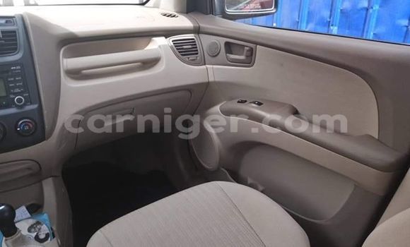 Buy Used Kia Sportage Red Car in Niamey in Niamey Buy Used Kia Sportage Red Car in Niamey in Niamey