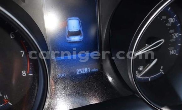 Buy Used Toyota C-HR White Car in Niamey in Niamey Buy Used Toyota C-HR White Car in Niamey in Niamey