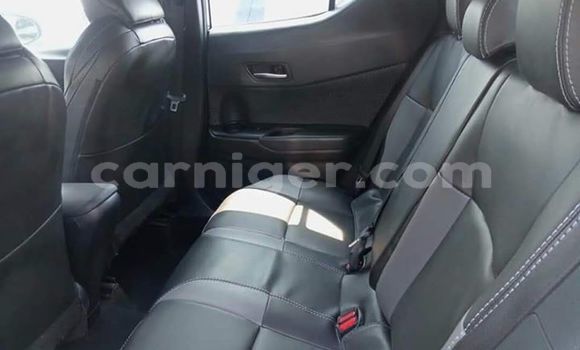 Buy Used Toyota C-HR White Car in Niamey in Niamey Buy Used Toyota C-HR White Car in Niamey in Niamey