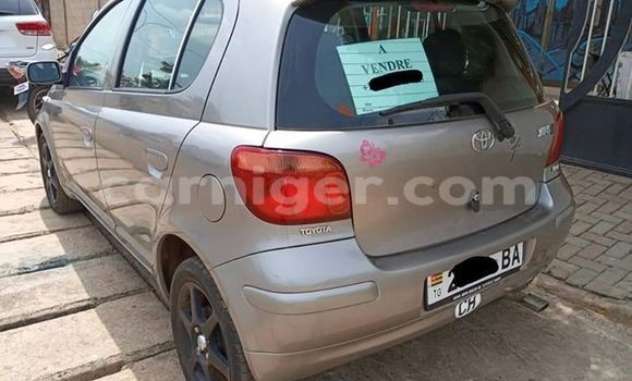 Sayi Na hannu Toyota Yaris Silver Mota in Niamey a Niamey Sayi Na hannu Toyota Yaris Silver Mota in Niamey a Niamey