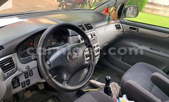 Buy Used Toyota Avensis Verso Silver Car in Niamey in Niamey Buy Used Toyota Avensis Verso Silver Car in Niamey in Niamey