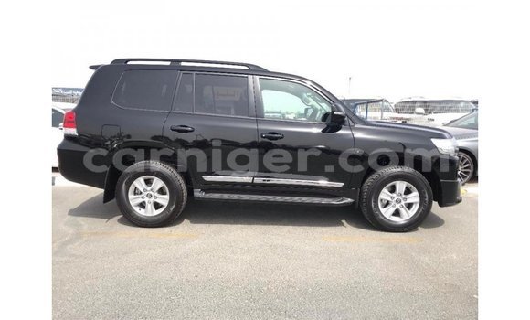 Sayi Imported Toyota Land Cruiser Black Babbar mota in Import - Dubai a Agadez Sayi Imported Toyota Land Cruiser Black Babbar mota in Import - Dubai a Agadez