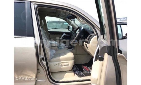 Sayi Imported Toyota Land Cruiser Other Babbar mota in Import - Dubai a Agadez Sayi Imported Toyota Land Cruiser Other Babbar mota in Import - Dubai a Agadez