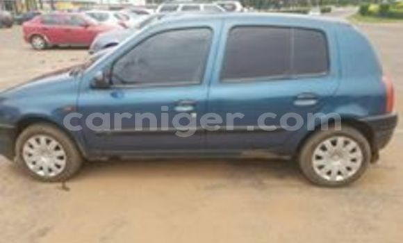 Buy Used Renault Clio Blue Car in Niamey in Niamey Buy Used Renault Clio Blue Car in Niamey in Niamey