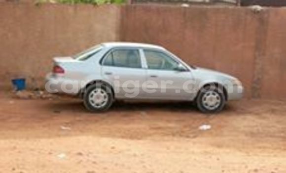 Sayi Na hannu Toyota Corolla Silver Mota in Niamey a Niamey Sayi Na hannu Toyota Corolla Silver Mota in Niamey a Niamey