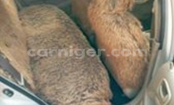 Sayi Na hannu Toyota Corolla Silver Mota in Niamey a Niamey Sayi Na hannu Toyota Corolla Silver Mota in Niamey a Niamey