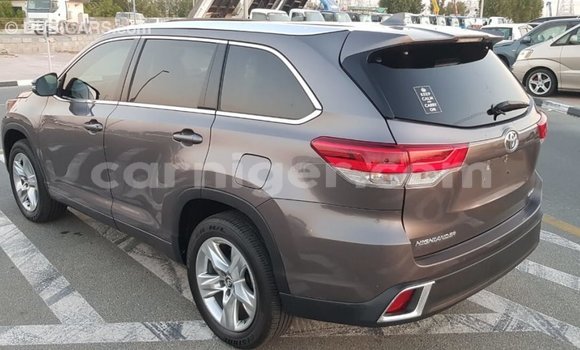 Buy Import Toyota Highlander Other Car in Import - Dubai in Agadez Buy Import Toyota Highlander Other Car in Import - Dubai in Agadez