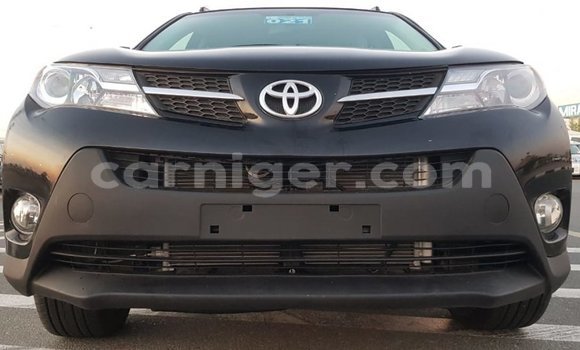 Buy Import Toyota Ade Black Truck in Import - Dubai in Agadez Buy Import Toyota Ade Black Truck in Import - Dubai in Agadez