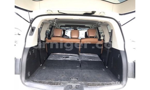 Sayi Imported Nissan Patrol White Mota in Import - Dubai a Agadez Sayi Imported Nissan Patrol White Mota in Import - Dubai a Agadez