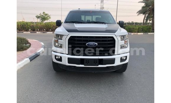 Buy Import Ford AEV AMBULANCE White Truck in Import - Dubai in Agadez