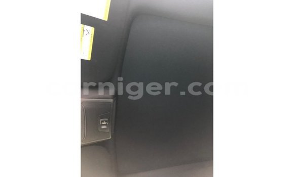 Buy Import Ford AEV AMBULANCE White Truck in Import - Dubai in Agadez Buy Import Ford AEV AMBULANCE White Truck in Import - Dubai in Agadez