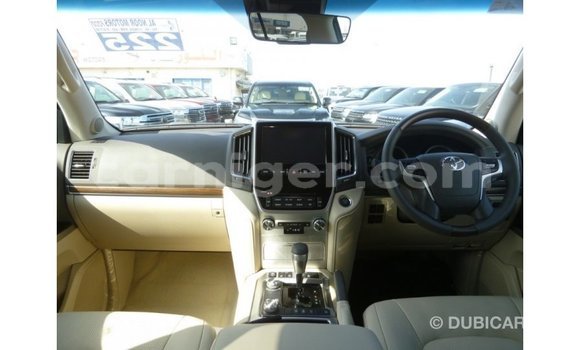 Sayi Imported Toyota Land Cruiser Black Babbar mota in Import - Dubai a Agadez Sayi Imported Toyota Land Cruiser Black Babbar mota in Import - Dubai a Agadez