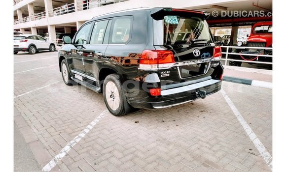 Buy Import Toyota Land Cruiser Black Truck in Import - Dubai in Agadez Buy Import Toyota Land Cruiser Black Truck in Import - Dubai in Agadez