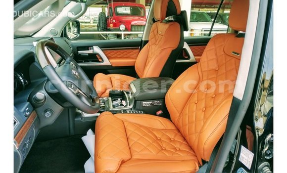 Buy Import Toyota Land Cruiser Black Truck in Import - Dubai in Agadez Buy Import Toyota Land Cruiser Black Truck in Import - Dubai in Agadez
