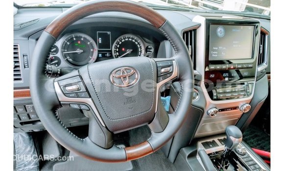 Buy Import Toyota Land Cruiser Black Truck in Import - Dubai in Agadez Buy Import Toyota Land Cruiser Black Truck in Import - Dubai in Agadez