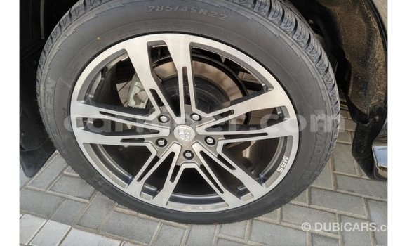 Buy Import Toyota Land Cruiser Black Truck in Import - Dubai in Agadez Buy Import Toyota Land Cruiser Black Truck in Import - Dubai in Agadez