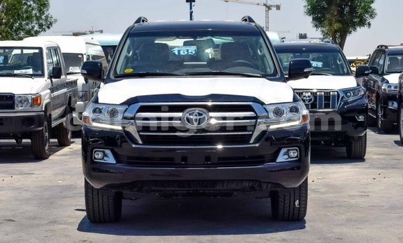 Buy New Toyota Land Cruiser Black Car in Abalak in Tahoua Buy New Toyota Land Cruiser Black Car in Abalak in Tahoua