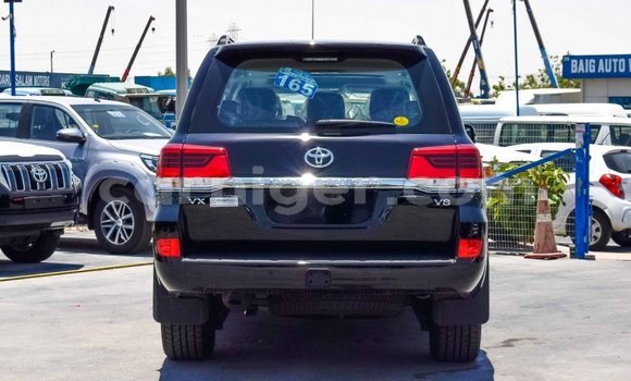 Buy New Toyota Land Cruiser Black Car in Abalak in Tahoua Buy New Toyota Land Cruiser Black Car in Abalak in Tahoua