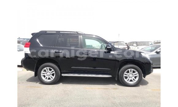 Buy Import Toyota Land Cruiser Black Truck in Import - Dubai in Agadez Buy Import Toyota Land Cruiser Black Truck in Import - Dubai in Agadez