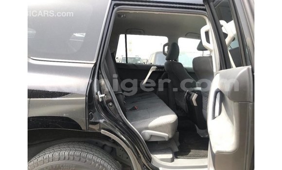Buy Import Toyota Land Cruiser Black Truck in Import - Dubai in Agadez Buy Import Toyota Land Cruiser Black Truck in Import - Dubai in Agadez