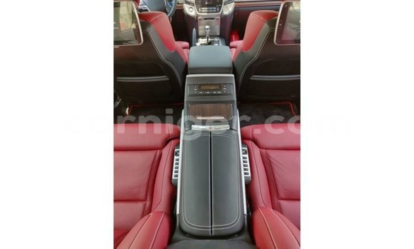 Buy Import Toyota Land Cruiser Black Truck in Import - Dubai in Agadez Buy Import Toyota Land Cruiser Black Truck in Import - Dubai in Agadez