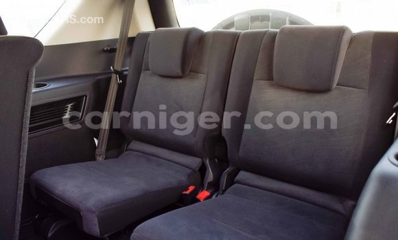 Buy Import Toyota Land Cruiser Black Truck in Import - Dubai in Agadez Buy Import Toyota Land Cruiser Black Truck in Import - Dubai in Agadez