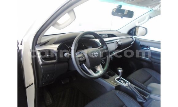 Buy Import Toyota Hilux White Car in Import - Dubai in Agadez Buy Import Toyota Hilux White Car in Import - Dubai in Agadez