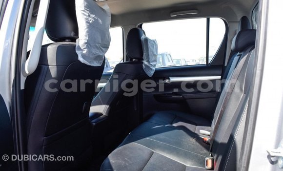 Buy Import Toyota Hilux Other Car in Import - Dubai in Agadez Buy Import Toyota Hilux Other Car in Import - Dubai in Agadez
