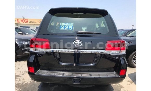 Sayi Imported Toyota Land Cruiser Black Babbar mota in Import - Dubai a Agadez Sayi Imported Toyota Land Cruiser Black Babbar mota in Import - Dubai a Agadez