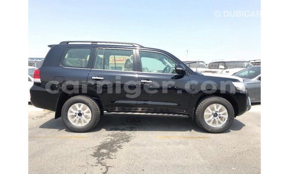 Sayi Imported Toyota Land Cruiser Black Babbar mota in Import - Dubai a Agadez Sayi Imported Toyota Land Cruiser Black Babbar mota in Import - Dubai a Agadez