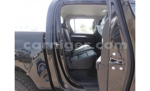 Buy Import Toyota Hilux Black Car in Import - Dubai in Agadez Buy Import Toyota Hilux Black Car in Import - Dubai in Agadez