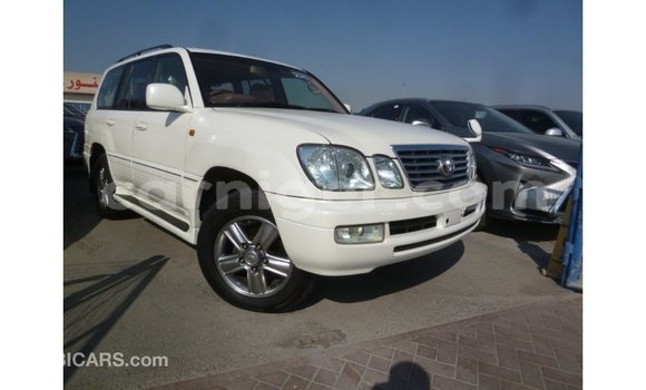 Sayi Imported Toyota Land Cruiser White Babbar mota in Import - Dubai a Agadez Sayi Imported Toyota Land Cruiser White Babbar mota in Import - Dubai a Agadez