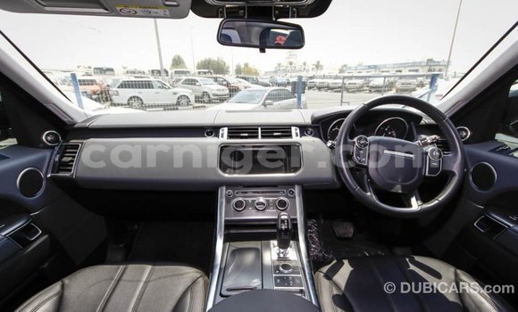 Acheter Import Voiture Land Rover Range Rover Noir à Import - Dubai, Agadez Acheter Import Voiture Land Rover Range Rover Noir à Import - Dubai, Agadez