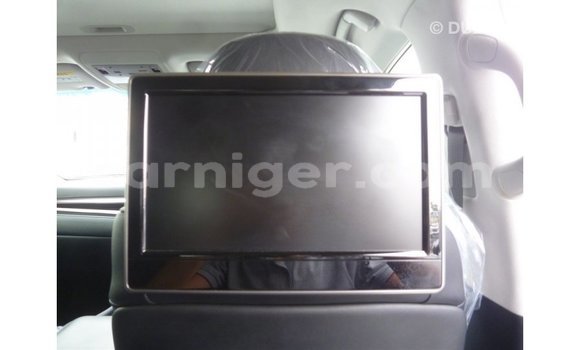 Acheter Import Voiture Lexus LX Blanc à Import - Dubai, Agadez Acheter Import Voiture Lexus LX Blanc à Import - Dubai, Agadez