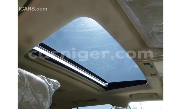 اشتري Imported Toyota Land Cruiser White شاحنة في Import - Dubai في أغاديز اشتري Imported Toyota Land Cruiser White شاحنة في Import - Dubai في أغاديز