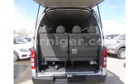 Buy Import Toyota Hiace Other Car in Import - Dubai in Agadez Buy Import Toyota Hiace Other Car in Import - Dubai in Agadez