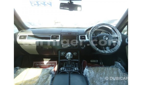 اشتري Imported Volkswagen Touareg White سيارة في Import - Dubai في أغاديز اشتري Imported Volkswagen Touareg White سيارة في Import - Dubai في أغاديز