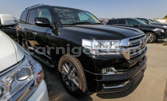 Sayi Imported Toyota Land Cruiser Black Babbar mota in Import - Dubai a Agadez Sayi Imported Toyota Land Cruiser Black Babbar mota in Import - Dubai a Agadez