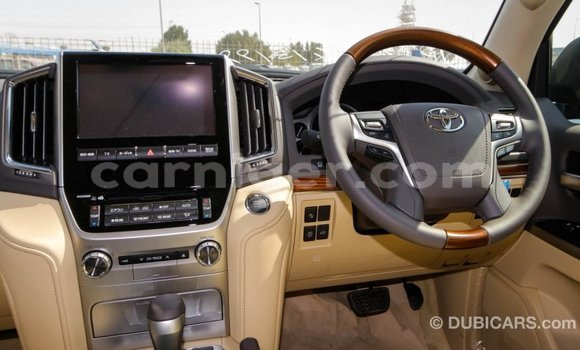 Sayi Imported Toyota Land Cruiser Black Babbar mota in Import - Dubai a Agadez Sayi Imported Toyota Land Cruiser Black Babbar mota in Import - Dubai a Agadez