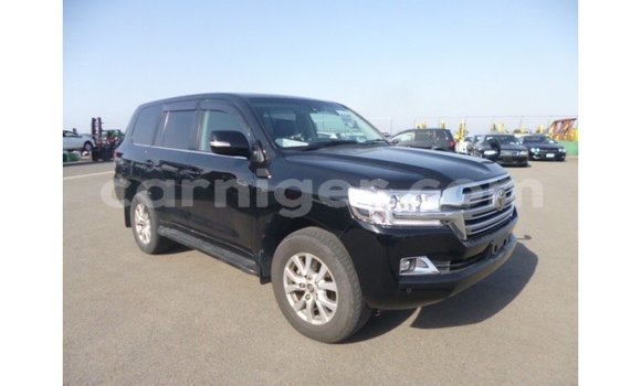 اشتري Imported Toyota Land Cruiser Black شاحنة في Import - Dubai في أغاديز اشتري Imported Toyota Land Cruiser Black شاحنة في Import - Dubai في أغاديز