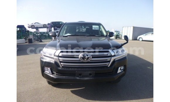 اشتري Imported Toyota Land Cruiser Black شاحنة في Import - Dubai في أغاديز اشتري Imported Toyota Land Cruiser Black شاحنة في Import - Dubai في أغاديز